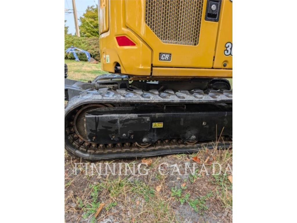 CAT 302 Telakaivukoneet