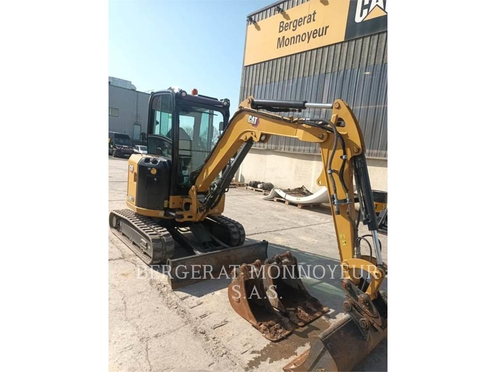 CAT 302.7 Telakaivukoneet
