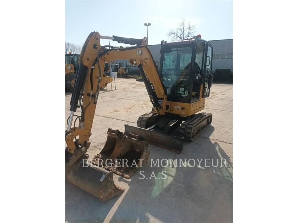 CAT 302.7 Telakaivukoneet
