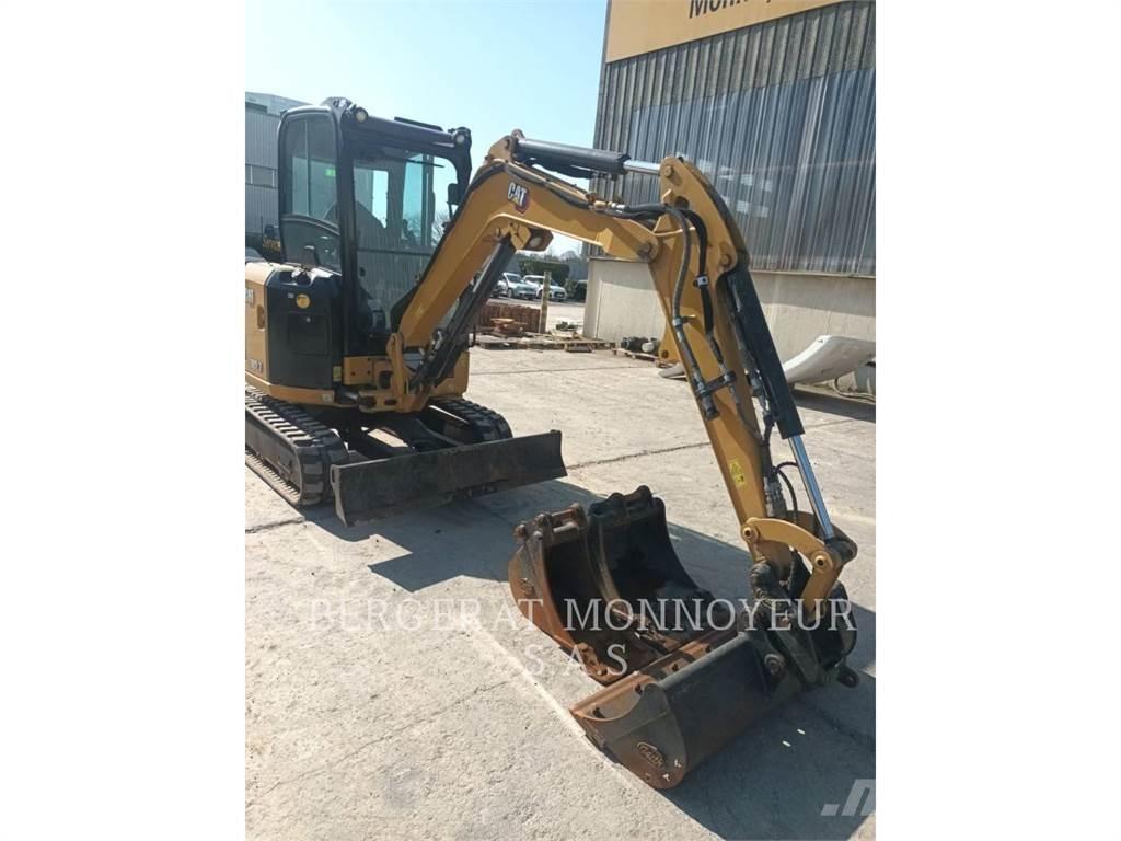 CAT 302.7 Telakaivukoneet