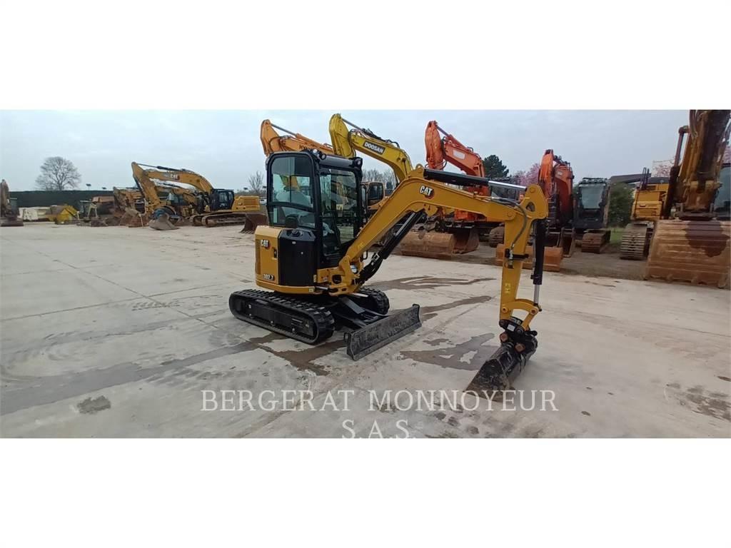 CAT 302.7 Telakaivukoneet