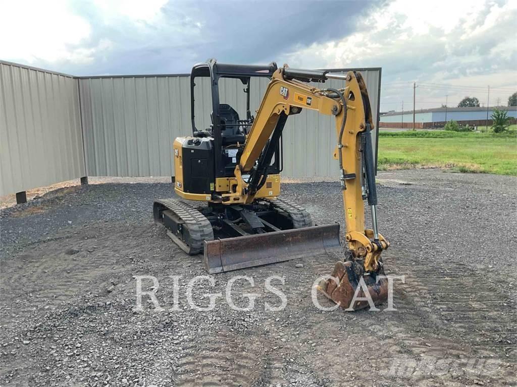 CAT 302.7 Telakaivukoneet