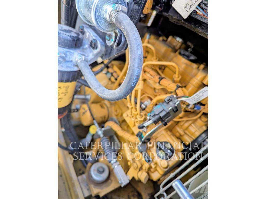 CAT 302.707CR Telakaivukoneet