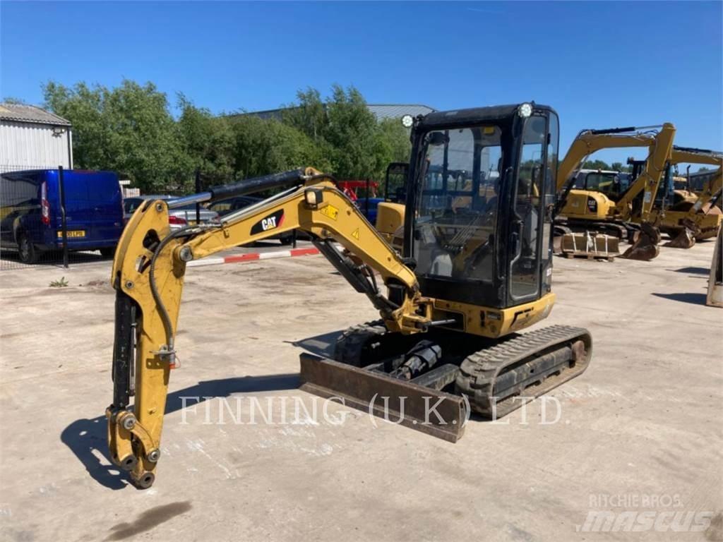CAT 302.7D CAB Telakaivukoneet