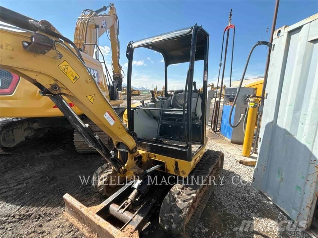CAT 302.7DC1TH Telakaivukoneet