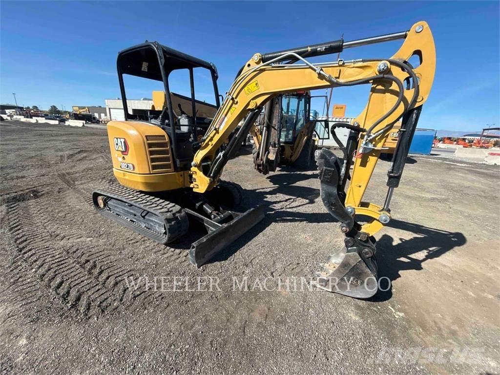 CAT 302.7DC1TH Telakaivukoneet