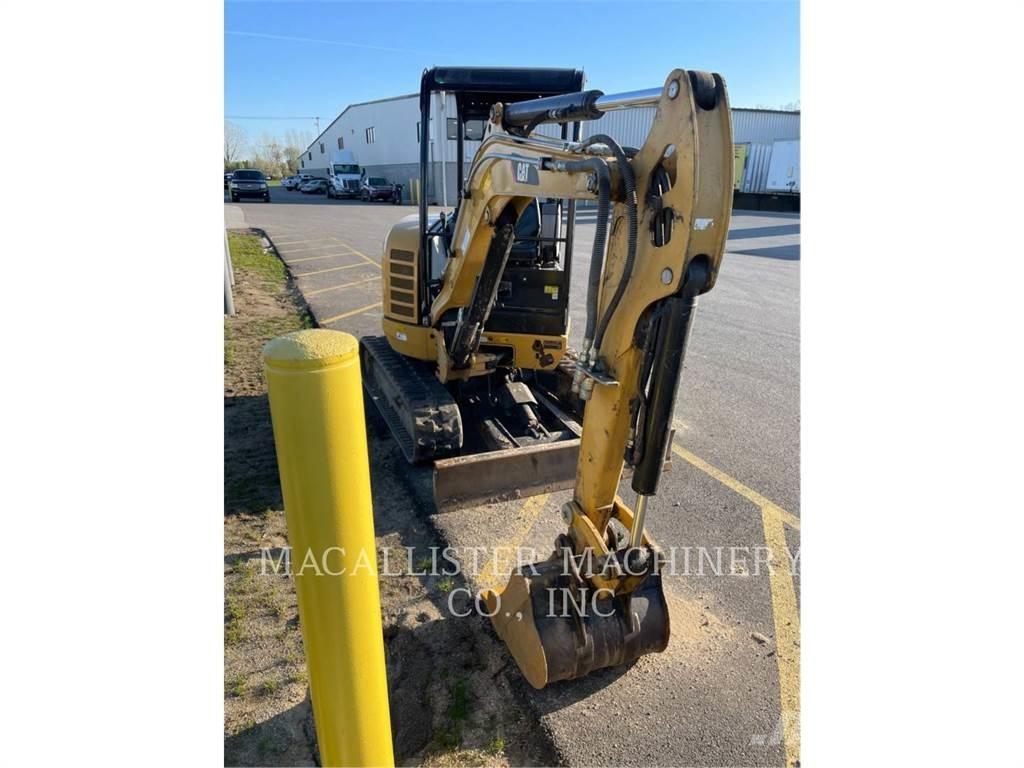 CAT 302.7DCR Telakaivukoneet