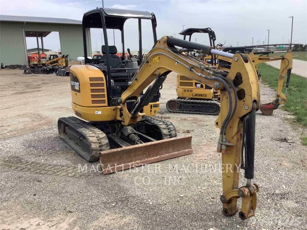CAT 302.7DCR Telakaivukoneet