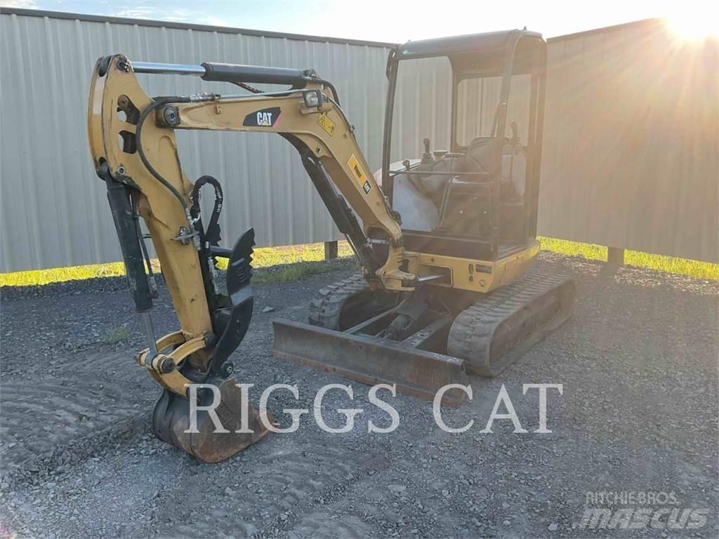 CAT 302.7DCR Telakaivukoneet