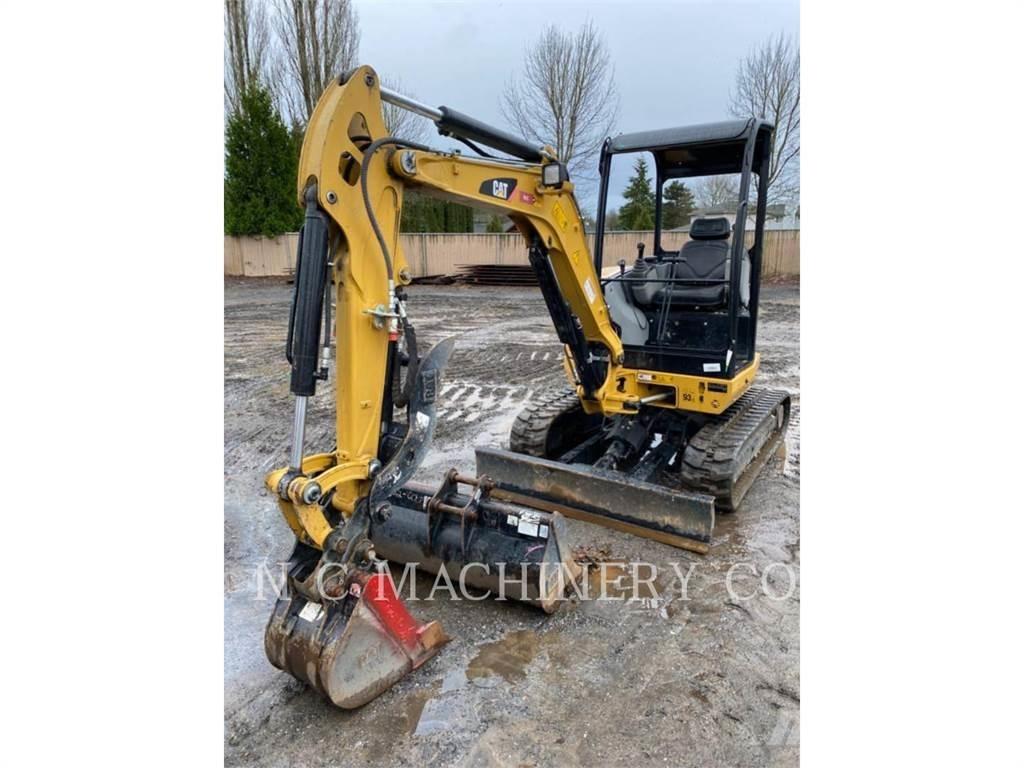 CAT 302.7DCRCN Telakaivukoneet