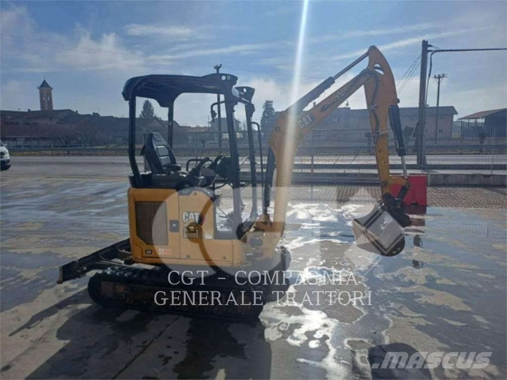 CAT 302 CR Telakaivukoneet