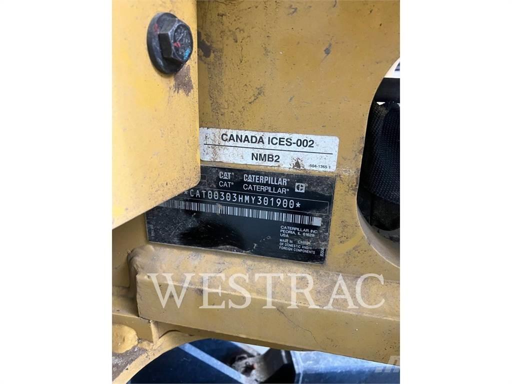 CAT 303 Minikaivukoneet < 7t