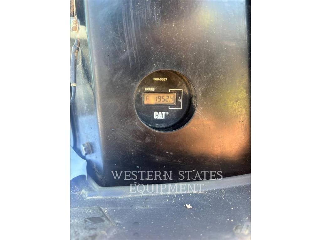 CAT 303.5E2 Telakaivukoneet