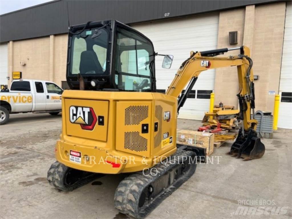 CAT 304 Telakaivukoneet