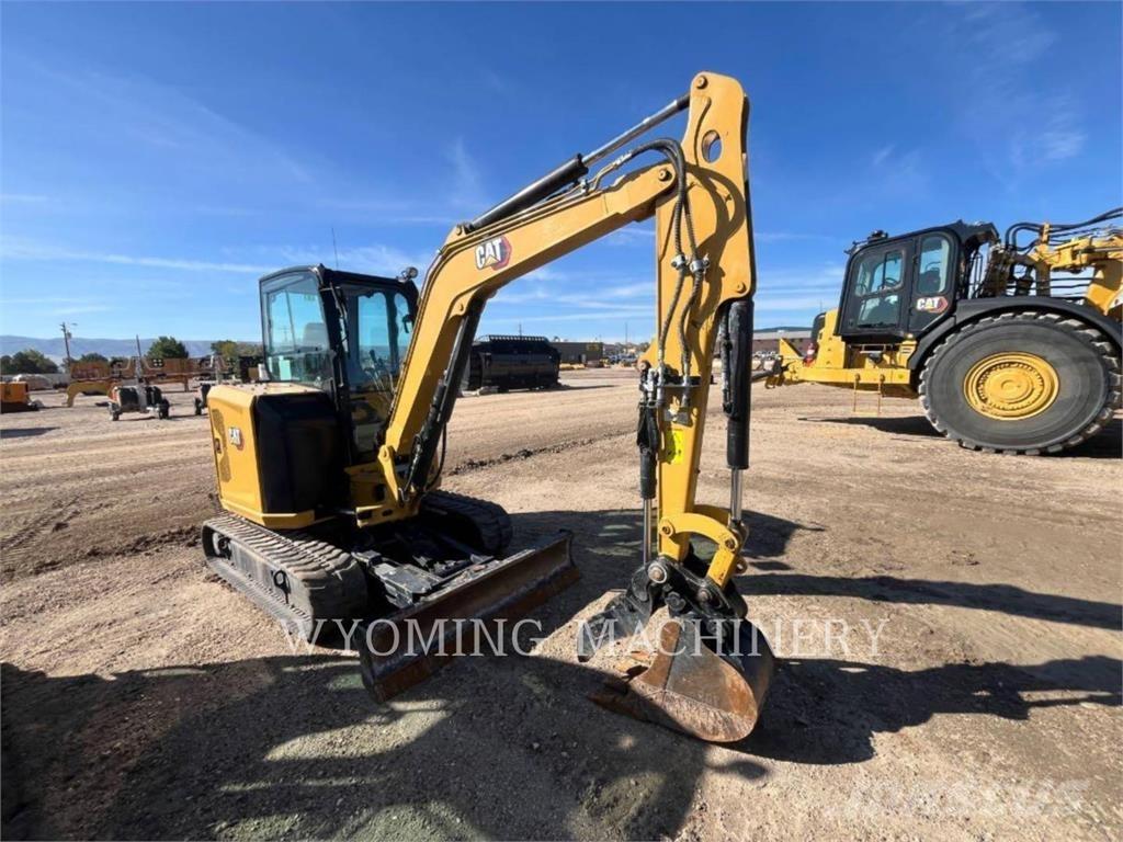 CAT 304 Telakaivukoneet
