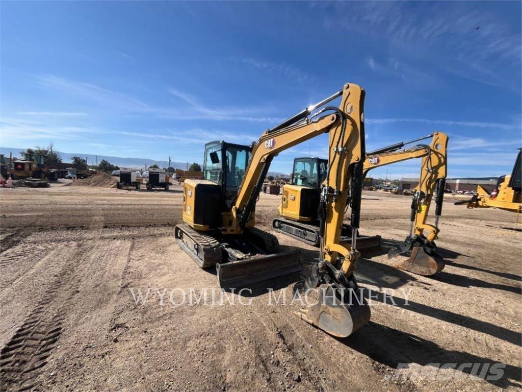 CAT 304 Telakaivukoneet