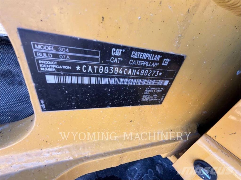 CAT 304 Telakaivukoneet