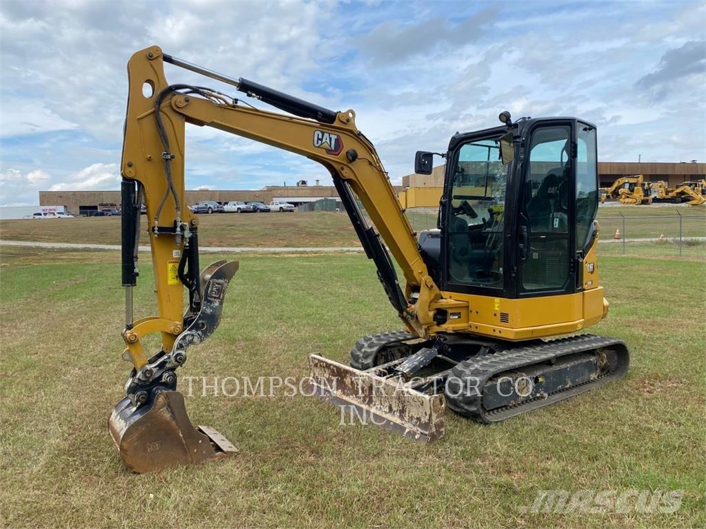 CAT 304 Telakaivukoneet