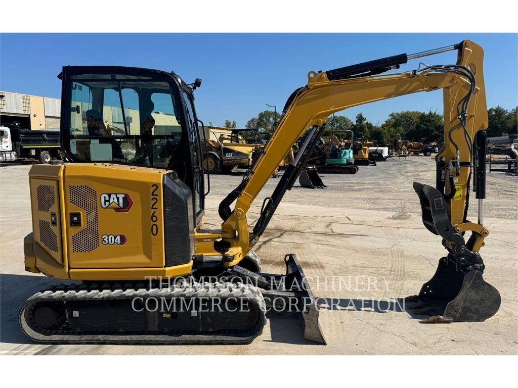 CAT 304 Telakaivukoneet