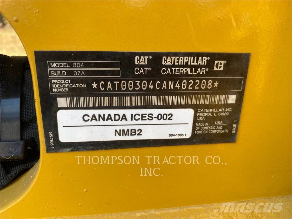 CAT 304 Telakaivukoneet
