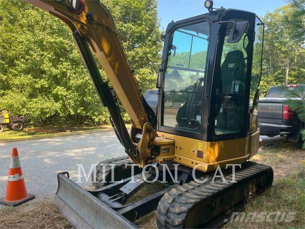 CAT 30407 Telakaivukoneet