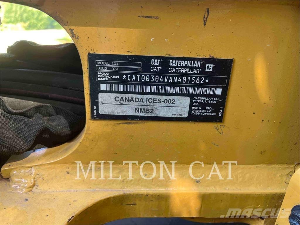 CAT 30407 Telakaivukoneet