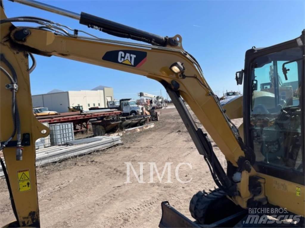 CAT 304E2 Telakaivukoneet