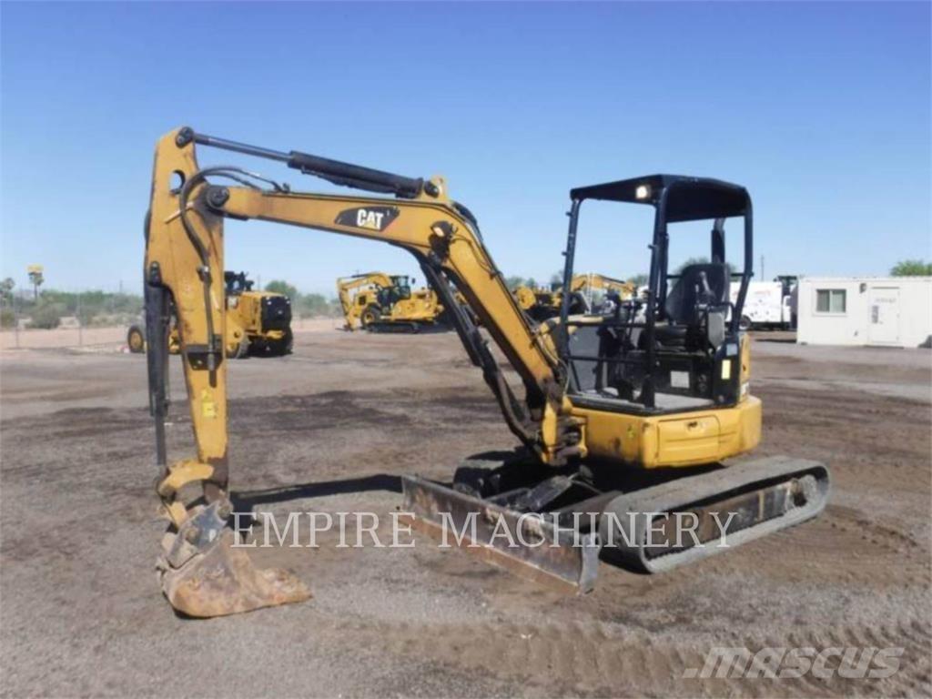 CAT 304E2 Telakaivukoneet