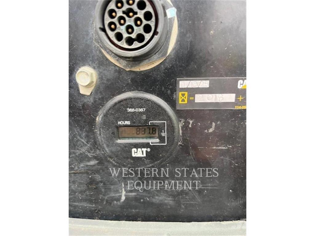 CAT 304E2 Telakaivukoneet