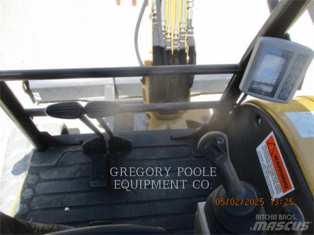 CAT 304E2CR Telakaivukoneet