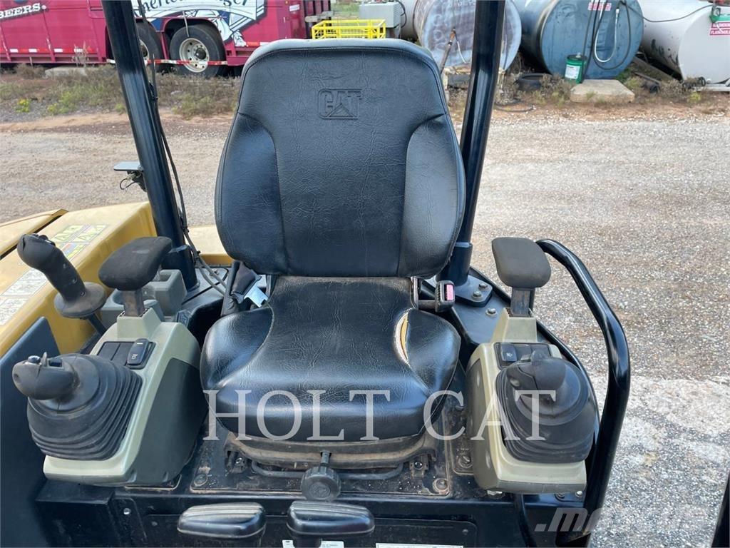 CAT 304E2CR Telakaivukoneet