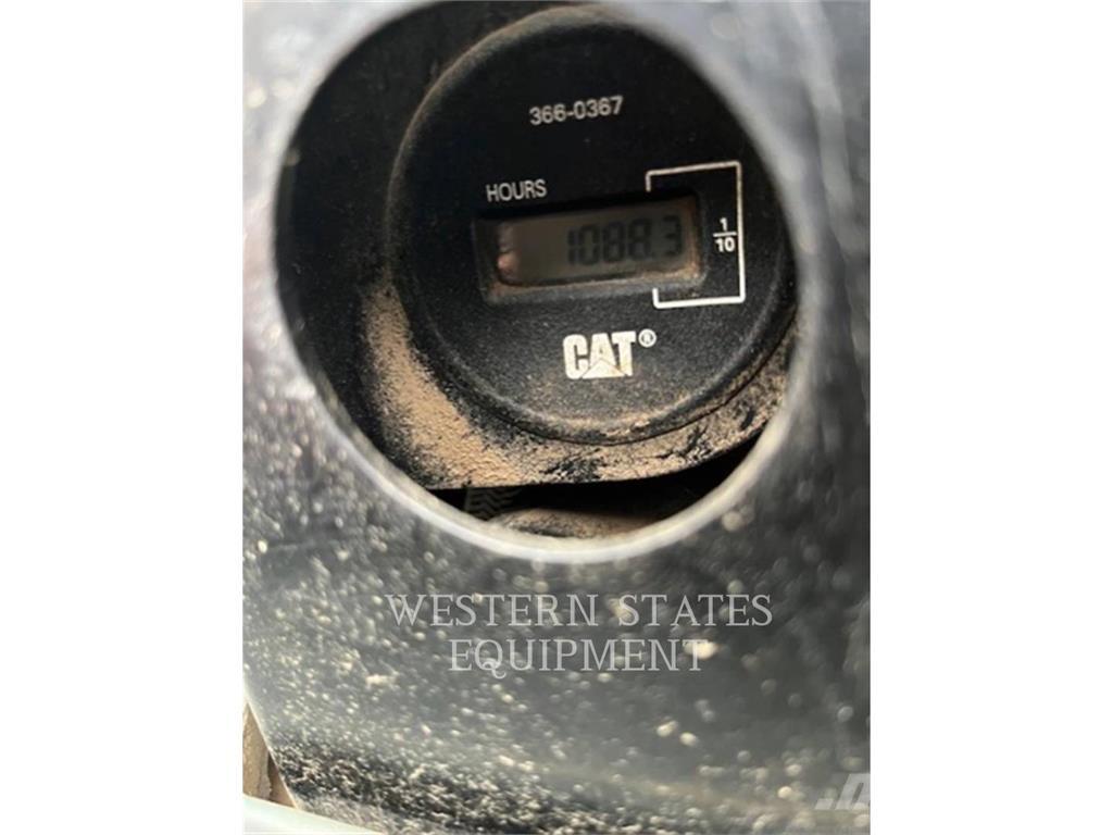 CAT 305E2 Telakaivukoneet