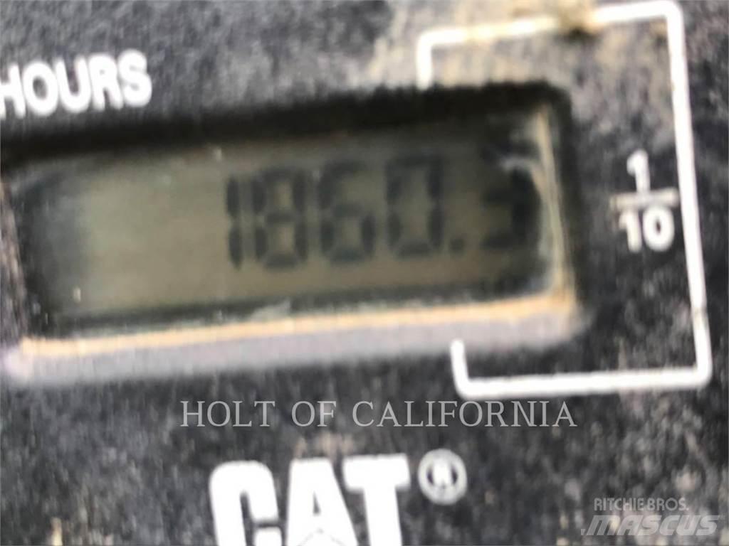 CAT 307 Telakaivukoneet