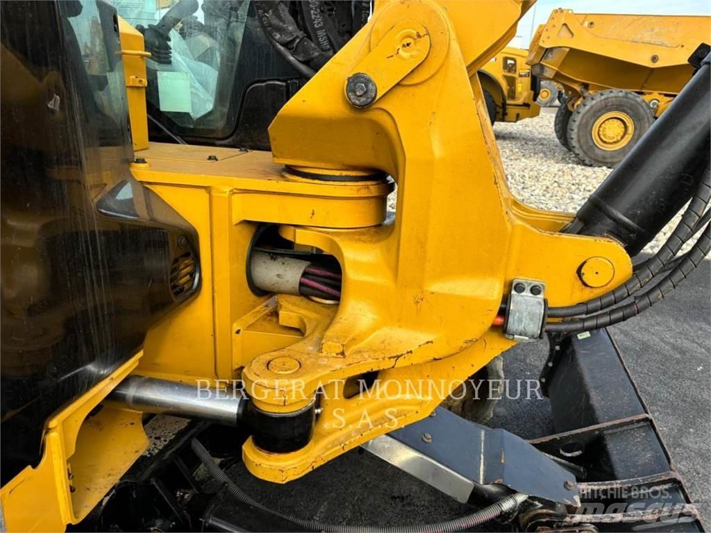 CAT 308 Telakaivukoneet