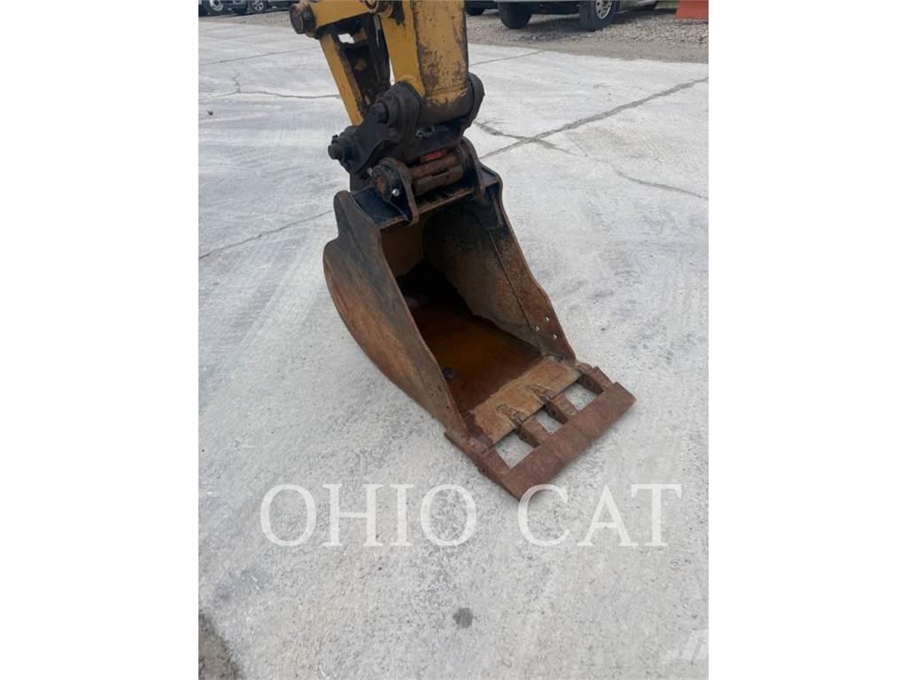 CAT 308 Minikaivukoneet < 7t
