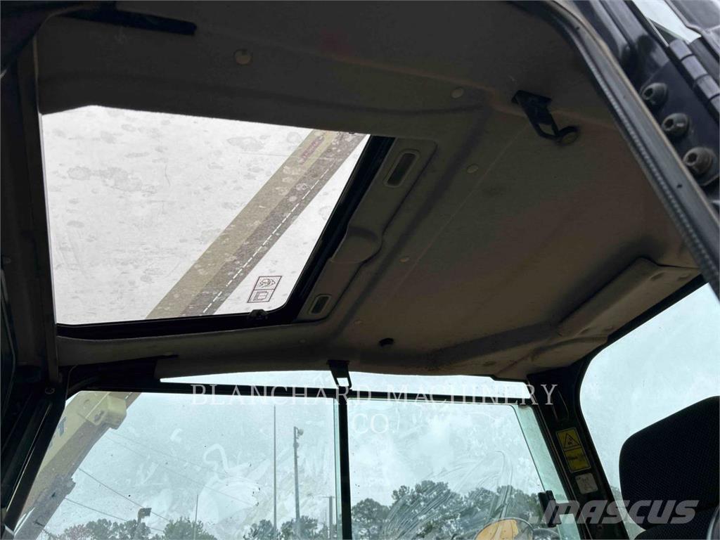 CAT 308CR Telakaivukoneet