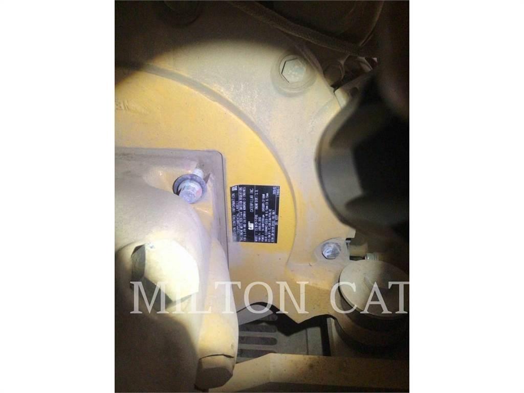 CAT 310 Telakaivukoneet