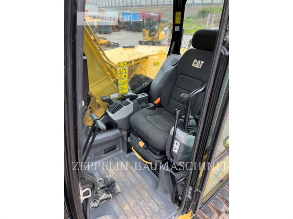 CAT 310 Telakaivukoneet