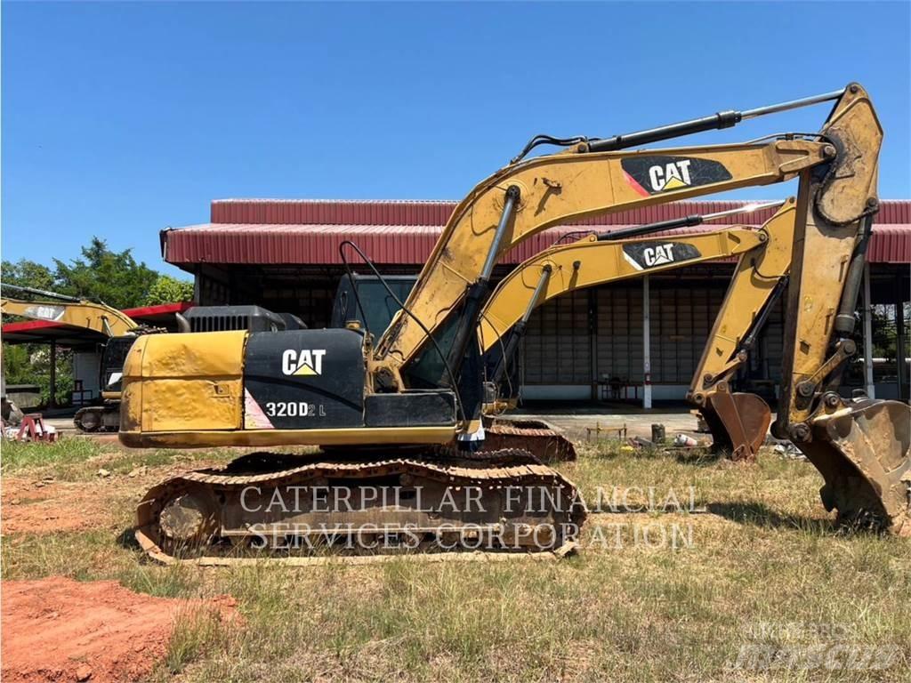 CAT 318D2L Telakaivukoneet