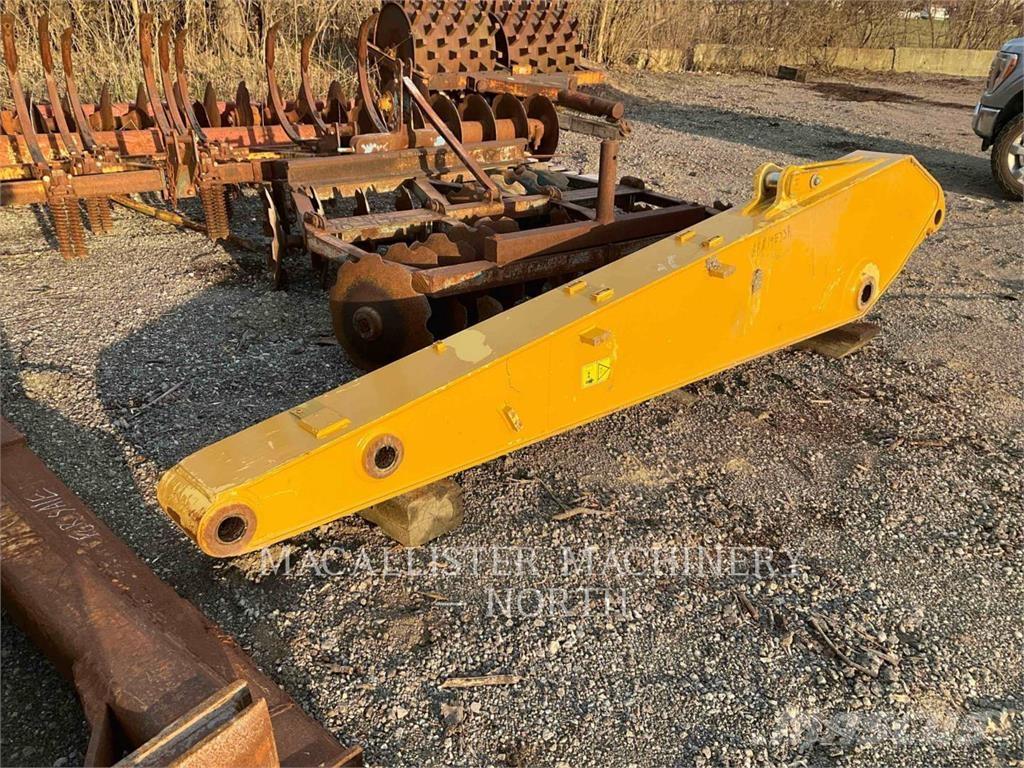 CAT 318F Kuukulkijat