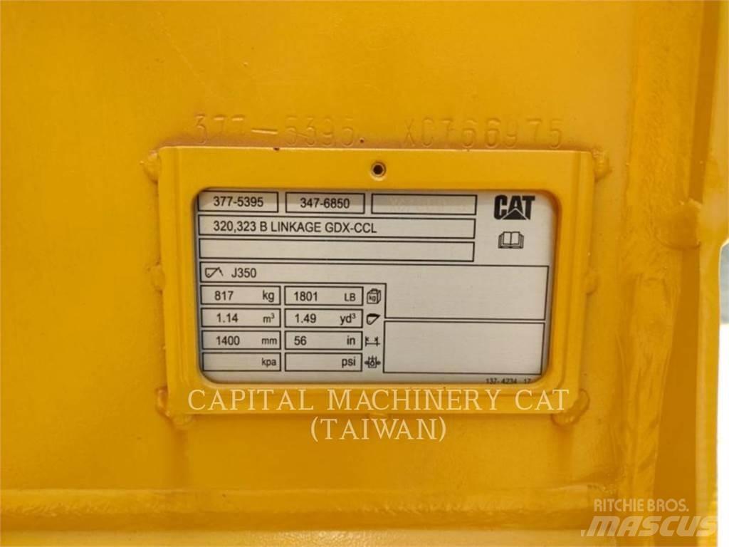 CAT 320 Kauhat