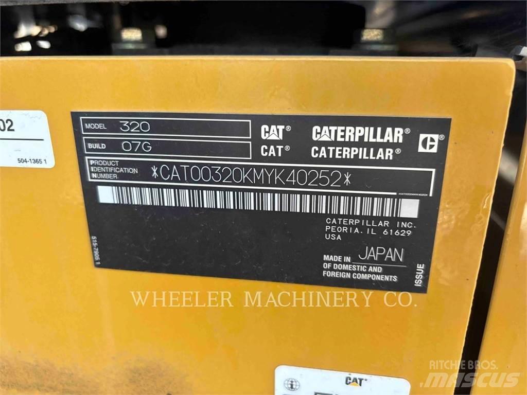 CAT 320 Telakaivukoneet