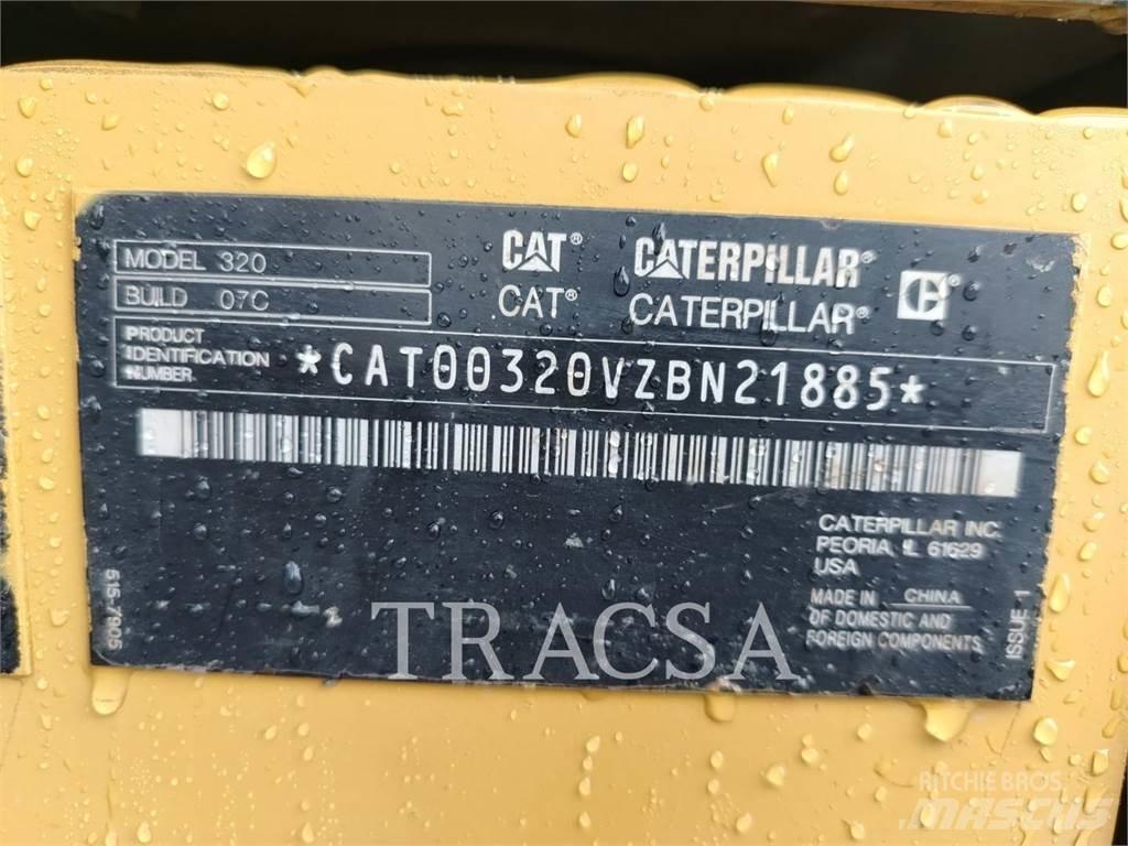 CAT 320 Telakaivukoneet