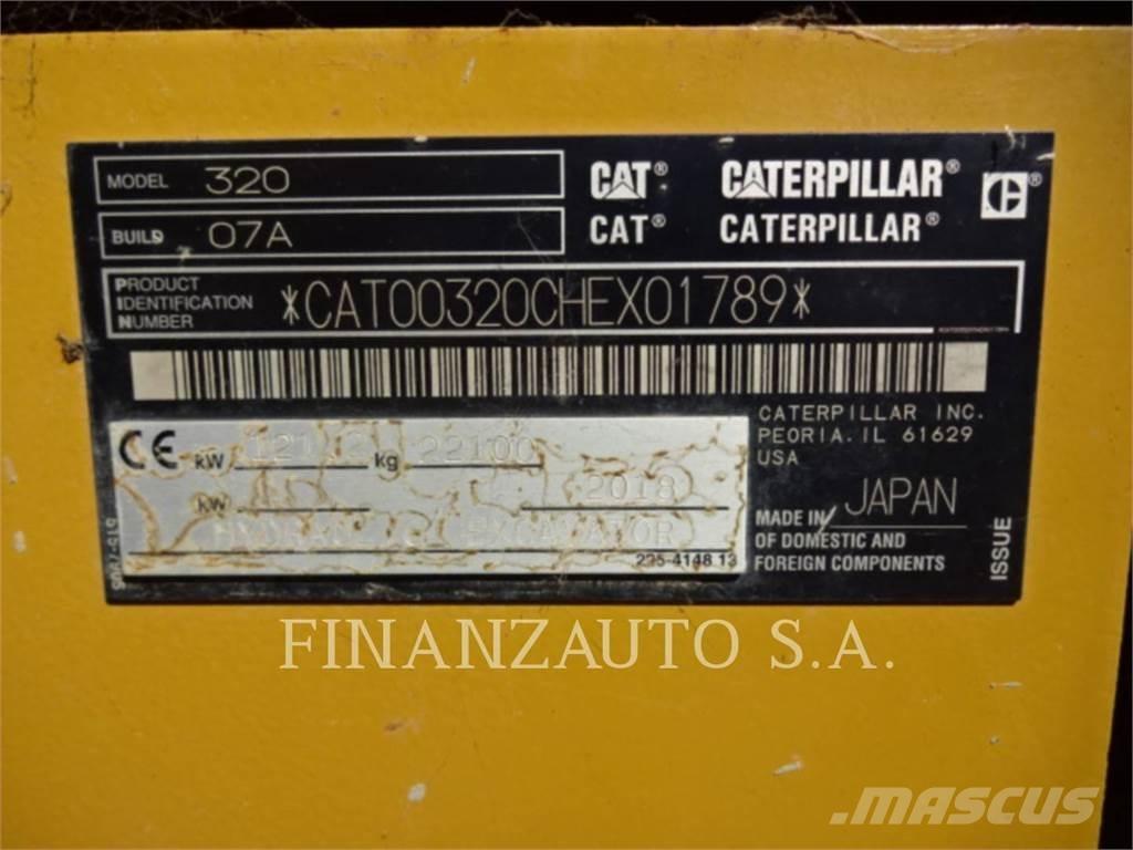 CAT 320 Telakaivukoneet