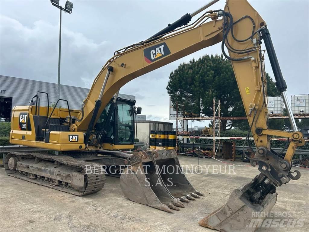CAT 320 Telakaivukoneet