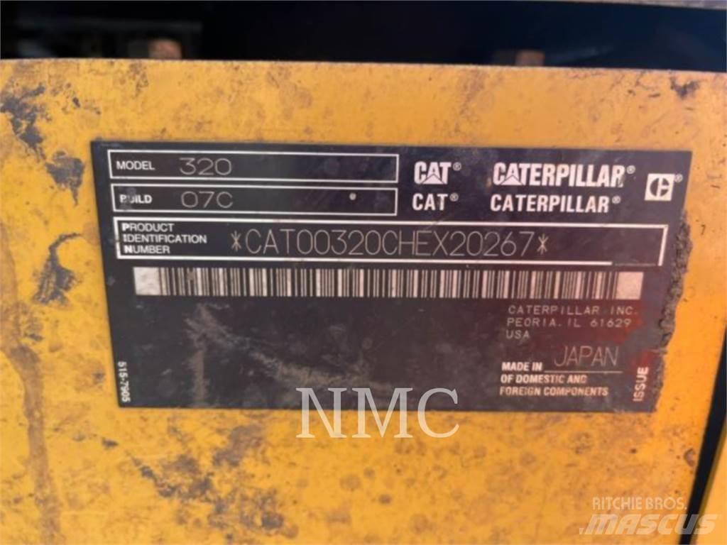 CAT 320 Telakaivukoneet