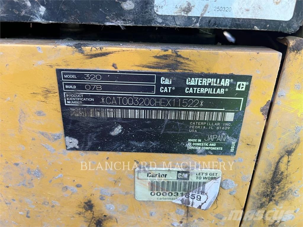 CAT 320 Telakaivukoneet