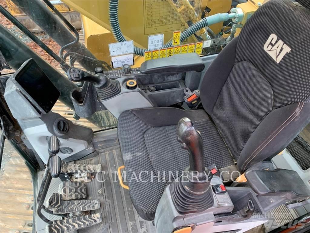 CAT 320 Telakaivukoneet