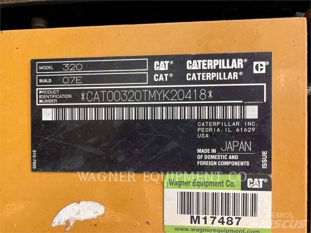 CAT 320 Telakaivukoneet