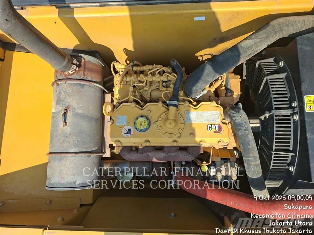 CAT 320-05GX Telakaivukoneet